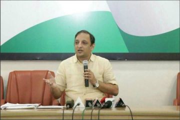 स्वातंत्र्यानंतर काँग्रेसने देशात लोकशाही रुजविली :  सचिन सावंत 