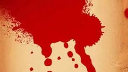 अंमली पदार्थ सेवन करणाऱ्या मित्रांसोबत वाद गेला विकोपाला, गळा चिरुन डोक्यात घातला दगड