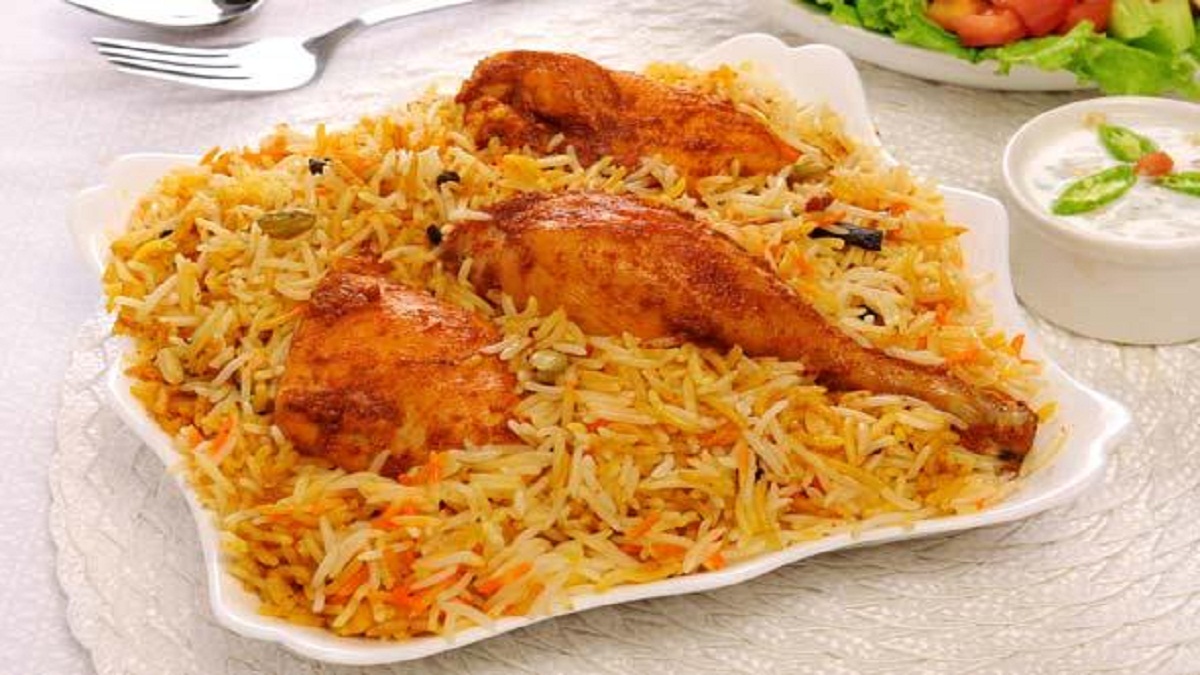 Hotel owner beats young man in Pune for dropping Rs 10 for biryani