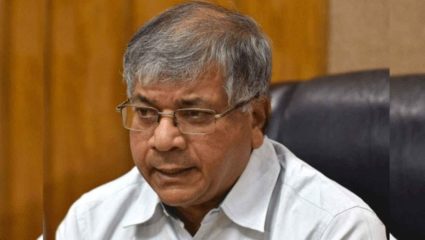 कोर्टाच्या निर्णयावर मला शंका; सत्तासंघर्षाच्या सुनावणीवर प्रकाश आंबेडकरांची प्रतिक्रिया
