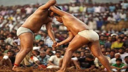 म्हसवड येथे भव्य कुस्ती स्पर्धेचे आयोजन