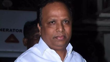 ‘सत्ताधीशांचा हा वसूलीचा नाद खुळा, नेमेची येतो पावसाळा…’, आशिष शेलार मुंबई पालिकेतील सत्ताधाऱ्यांवर बरसले