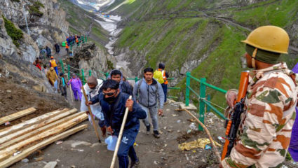 अमरनाथ यात्रा पुन्हा सुरू, २ दिवसांपूर्वी ढगफुटीमुळे यात्रा थांबवली होती