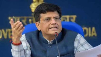 केंद्रीय मंत्री पियुष गोयलही फेक न्यूजला पडले बळी, ‘या’ बातमीवर गोयल यांनी व्यक्त केली नाराजी!