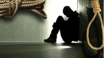 बसमध्ये झाली ओळख, मग मैत्री, प्रेम आणि नंतर… बायफ्रेंडपेक्षा वयाने 20 वर्ष मोठ्या गर्लफ्रेंडचा कारनामा पाहून पोलिसांनी लावला डोक्याला हात