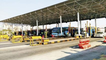 मुंबई-पुणे एक्स्प्रेसवेवरून जाताय? आता ज्यादा टोल द्यावा लागणार, कारसाठी तब्बल…