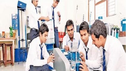 आता इंजिनीअरिंग, फार्मसी, एमबीए मराठीतून, भाषांतर करण्याच्या उच्च शिक्षण विभागाच्या सूचना