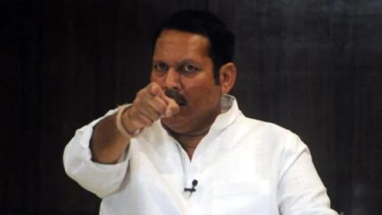 रयत शिक्षण संस्थेचं नाव आता ‘पवार संस्था’ ठेवा, उदयनराजे भोसले यांचा शरद पवारांना टोला