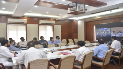 धोकादायक इमारतींचा प्रश्न कायमचा सोडवण्यासाठी क्लस्टर योजना राबवा, नगरविकास मंत्र्यांचे निर्देश