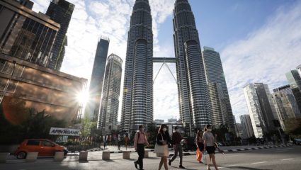 मलेशियात थैमान ; पुन्हा देशव्यापी लॉकडाऊन लागू; फक्त आणि फक्त अत्यावश्यक सेवाच सुरू राहणार