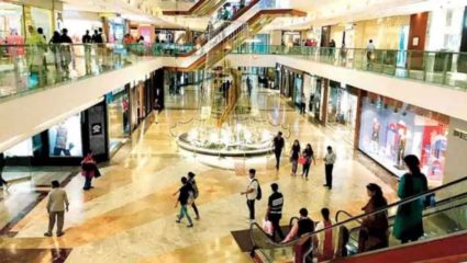 सोमवारपासून रात्री आठ वाजेपर्यंत दुकाने सुरू राहणार; प्रशासनाने दिली मुभा