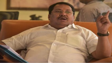 एकमेकांवर आरोप करुन ओबीसींचा प्रश्न सुटणार नाही तर… विजय वडेट्टीवार यांची भूमिका