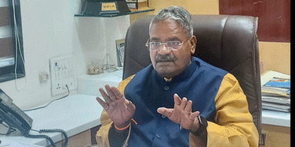 शिवसेनेला आणखी एक धक्का, शिवसेनेचे माजी खासदार आढळराव पाटील शिंदे गटात सामील