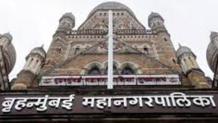 राजू तड़वी यांच्याकडे शिक्षणाधिकारी पदाचा पदभार; पुणे येथे बदली