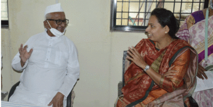 सार्वजनिक क्षेत्रात काम करताना अण्णा हजारे यांचे मार्गदर्शन मोलाचे : आदिती तटकरे
