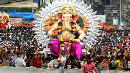 मुंबईमध्ये गणेश उत्सावा संदर्भातील नियमावली जाहिर, मंडपाची उंची 30 फुटांपर्यंत ठेवणं बंधनकारक