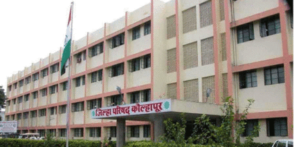 ग्रामपंचायत कर्मचाऱ्यांचा जिल्हा परिषदेसमोर सामुदायिक आत्मदहनाचा इशारा