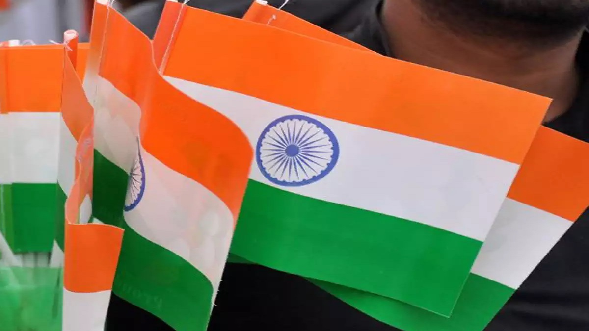 Dont Use Plastic For National Flag Strict Instructions Of The Administration Nrka