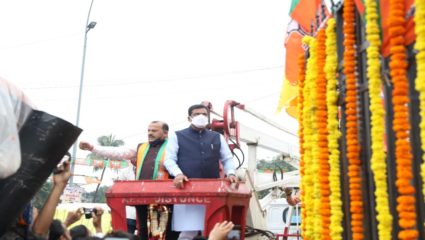 कल्याण, शहाड, टिटवाळा; भर पावसात कपिल पाटील यांची जन आशीर्वाद यात्रा
