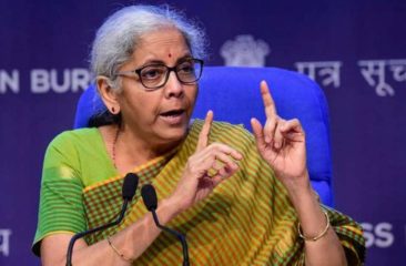 काँग्रेसच्या चुकीच्या धोरणांमुळे पेट्रोल डिझेलवरील करात कोणतीही कपात होणार नाही – अर्थमंत्री निर्मला सितारामन