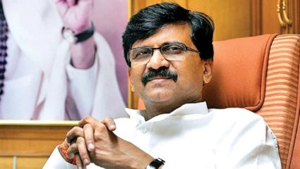 ‘बँकेवरील वर्चस्वासाठी खुनाखुनी झाली, आमदारांना पलायन करावे लागले याची इतिहासात नोद होइल’