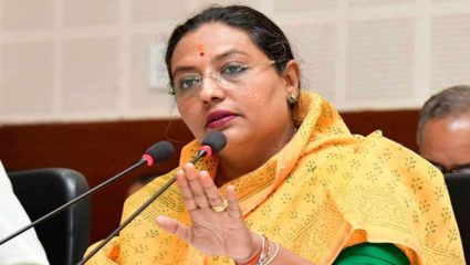 ‘..यामुळे अमरावती शहराला ठेच लागली’ पालकमंत्री यशोमती ठाकूर यांनी व्यक्त केली खंत