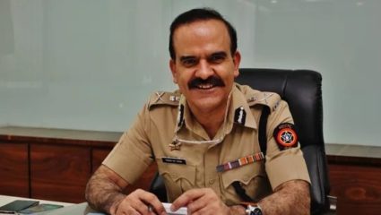 माजी दोन पोलीस आयुक्तांची सीबीआयकडून चौकशी