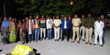 मध्यप्रदेशातील ऊसतोड मजुरांची वाफेगावातून सुटका