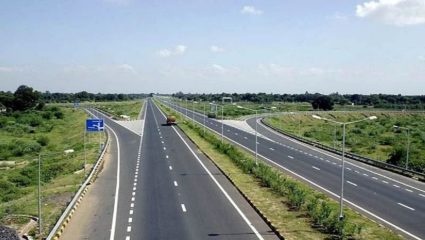 मुख्यमंत्र्यासंह उपमुख्यमंत्री नागपूर ते शिर्डी समृद्धी महामार्गाची करणार पाहणी