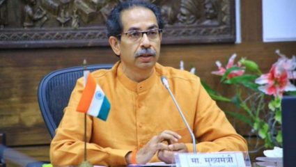 मुख्यमंत्री उद्धव ठाकरे यांचा मुख्यमंत्रीपदाचा राजीनामा, म्हणाले- ‘तूम्हाला मोठे करुन मी माझ्या पापाची फळे भोगतोय’