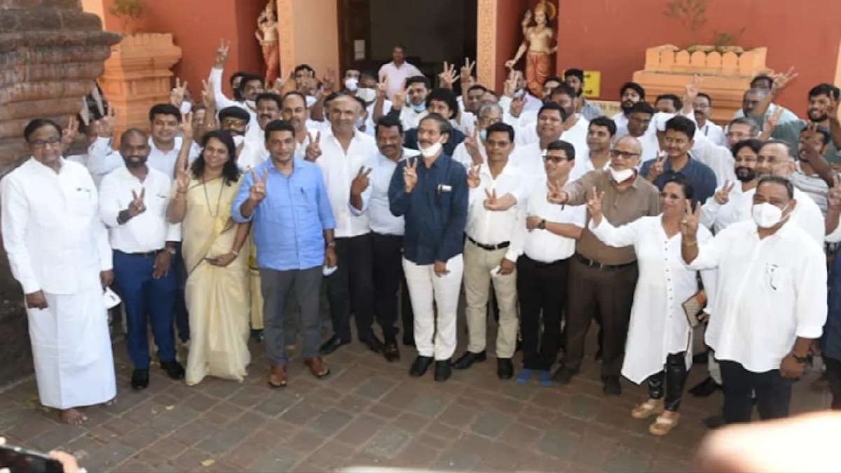 In Goa Congress Has Vowed Not To Take Candidates To Temples Dargahs And Churches Nrkk