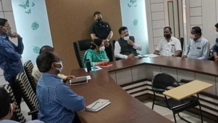 प्रकल्प पूर्ण करण्यासाठी अधिकारी नियुक्त करावेत : राजेश क्षीरसागर