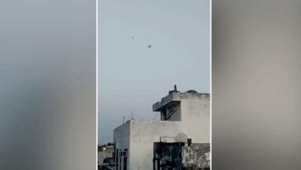अरे देवा ! हे काहीतरी भलतंच – जयपूरमध्ये चक्क माकडाने उडवला पतंग, व्हिडिओ पाहून नेटकऱ्यांना बसला धक्का