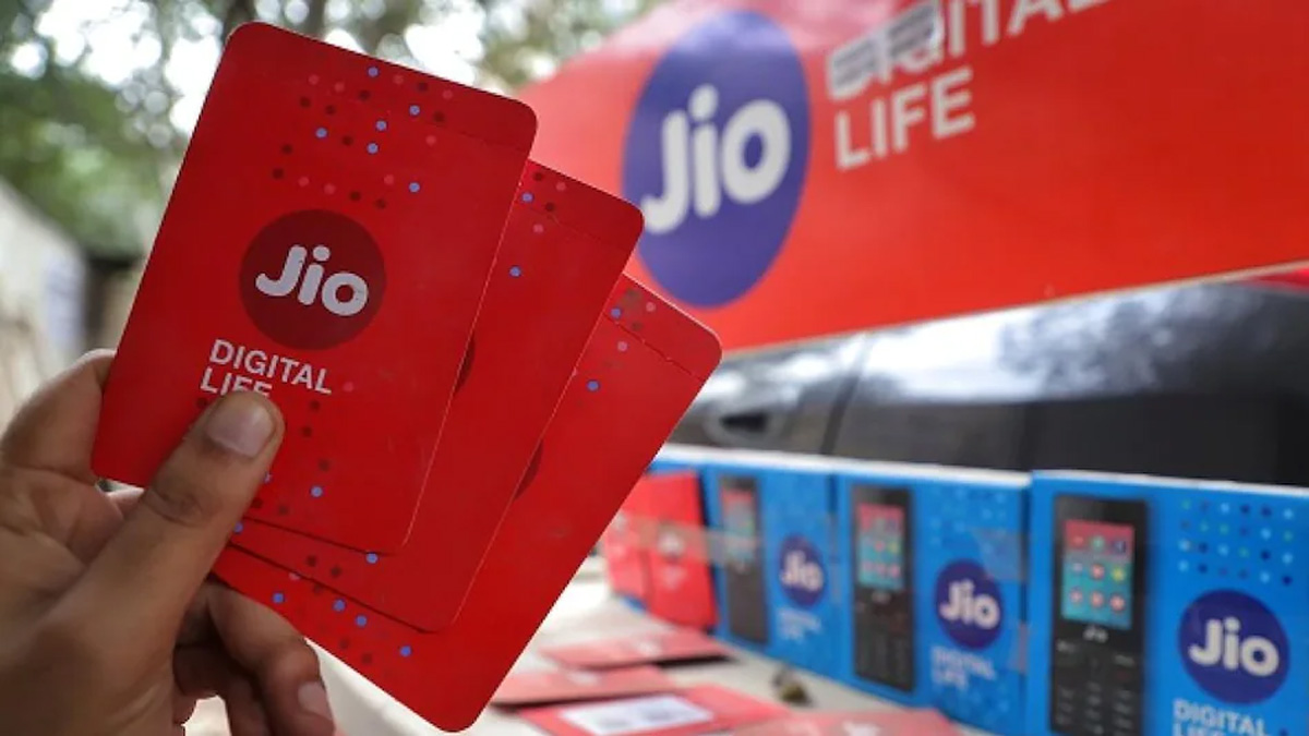 For Network Issue Jio Apologies Due To Technical Reason And Announce Free Special Data Offer 2 Days