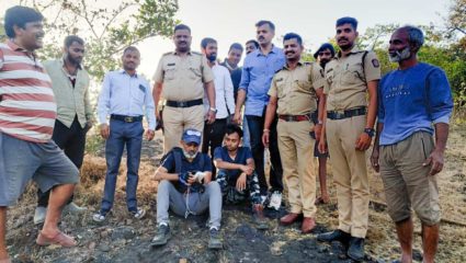 जंगलात भरकटलेल्या परदेशी पर्यटकाला शोधले अवघ्या दोन तासात; राजगड पोलिसांचे कार्य