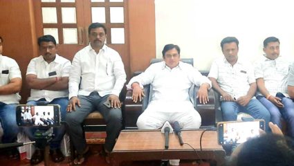 महानगरांच्या धर्तीवर रस्त्याचे काम होणार : महेश शिंदे