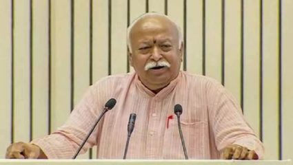 धम्मचक्र, धर्म अन् पूजा ; डॉ. बाबासाहेब आंबेडकर यांचा उल्लेख करत सरसंघचालक मोहन भागवत यांचं मोठं वक्तव्य