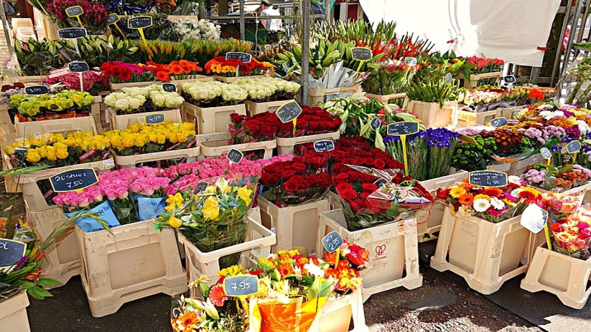 Flowers Are No Longer Available At Double The Price For Weddings And Valentines Day People Take Candles And
