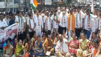 महाविकास आघाडीला बदनाम करण्याचे षडयंत्र! नवाब मलिकांवरील कारवाई विरोधात कोल्हापुरात आंदोलन