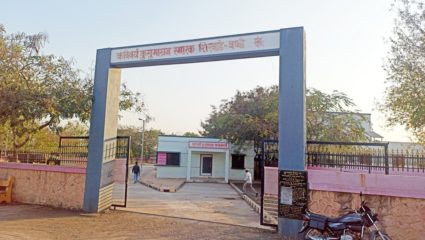 देव नाही देवळात, रिकामा गाभारा! कुसुमाग्रजांचे स्मारक त्यांच्या गावातच उपपेक्षित