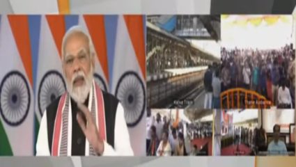 यूपीए सरकारच्या काळातल्या ढिलाईमुळे रखडला प्रकल्प, ठाणे -दिवा मार्गावरील सहाव्या मार्गिकेच्या उद्घाटनप्रसंगी मोदींनी आळवला टीकेचा सूर