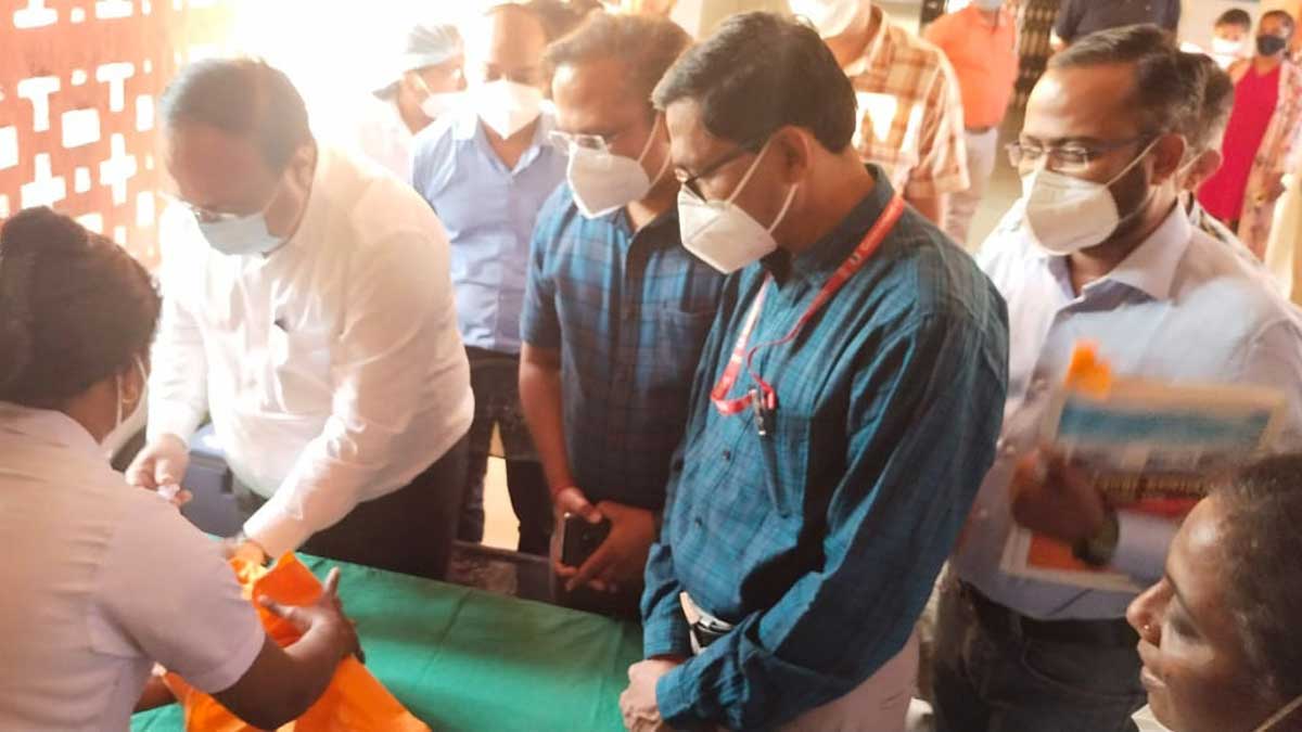 पोलिओ लसीकरणाला सोलापूर जिल्ह्यात बालकांचा उत्साहपूर्ण प्रतिसाद