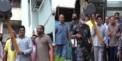 प्रतिकात्मक हातोडा घेऊन भाजप नेते किरीट सोमय्या दापोलीला रवाना
