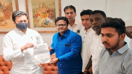 …म्हणून शहर काँग्रेसचे वैद्यकीय शिक्षणमंत्री अमित देशमुखांना साकडे