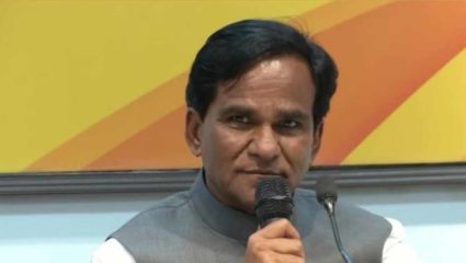 “आधीच्या मंत्रि‍पदाच्या काळात केलेल्या भानगडीमुळे…”; शिंदे गटातील नेत्यावर रावसाहेब दानवेंचे टिकास्त्र
