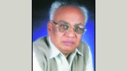 अपार्टमेंटच्या गच्चीवरून पडून, ज्येष्ठ साहित्यिक माळी यांचा मृत्यू