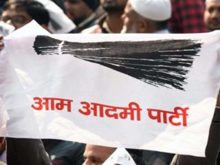 २०२२ मध्ये आपची चांदी, दिल्लीपाठोपाठ पंजाबवरही कब्जा, राष्ट्रीय पक्षाच्या दिशेने वाटचाल
