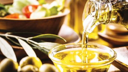 कोणते खाद्य तेल वापरावे ? जाणून घ्या ‘या’ तेलाचे अनेक फायदे