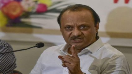 राजकीय दबावापोटी वेदांता प्रकल्प गुजरातमध्ये गेला, अजित पवार यांचा शिंदे-फडणवीसांवर गंभीर आरोप