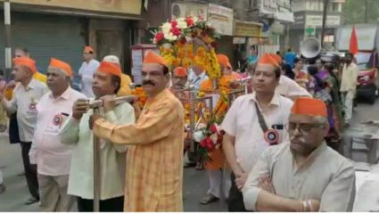 कल्याण पूर्वेत नववर्ष स्वागत यात्रेचा उत्साह; ढोल ताशे, लेझीम,भजनाच्या गजरात स्वागत यात्रा